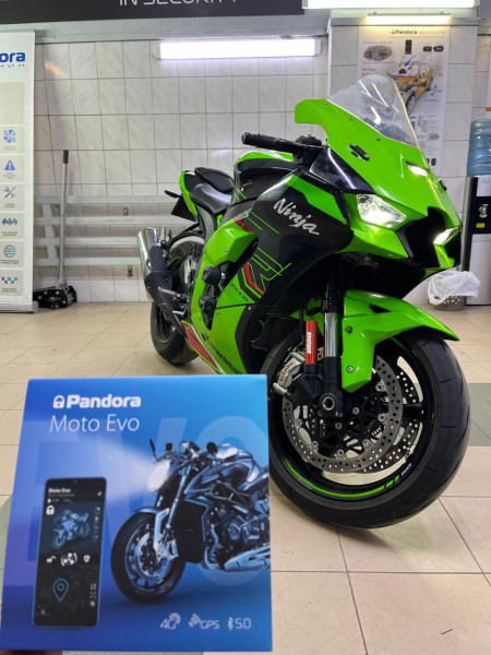 Kawasaki ZX-10R установка Pandora MOTO EVO BT LTE+GPS